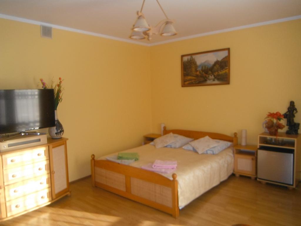 Pensjonat Przy Bloniach Krakow Bilik gambar