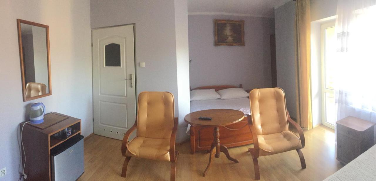 Pensjonat Przy Bloniach Krakow Luaran gambar