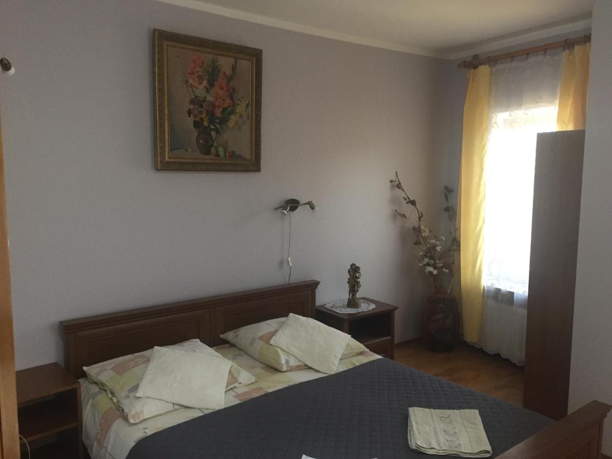 Pensjonat Przy Bloniach Krakow Luaran gambar