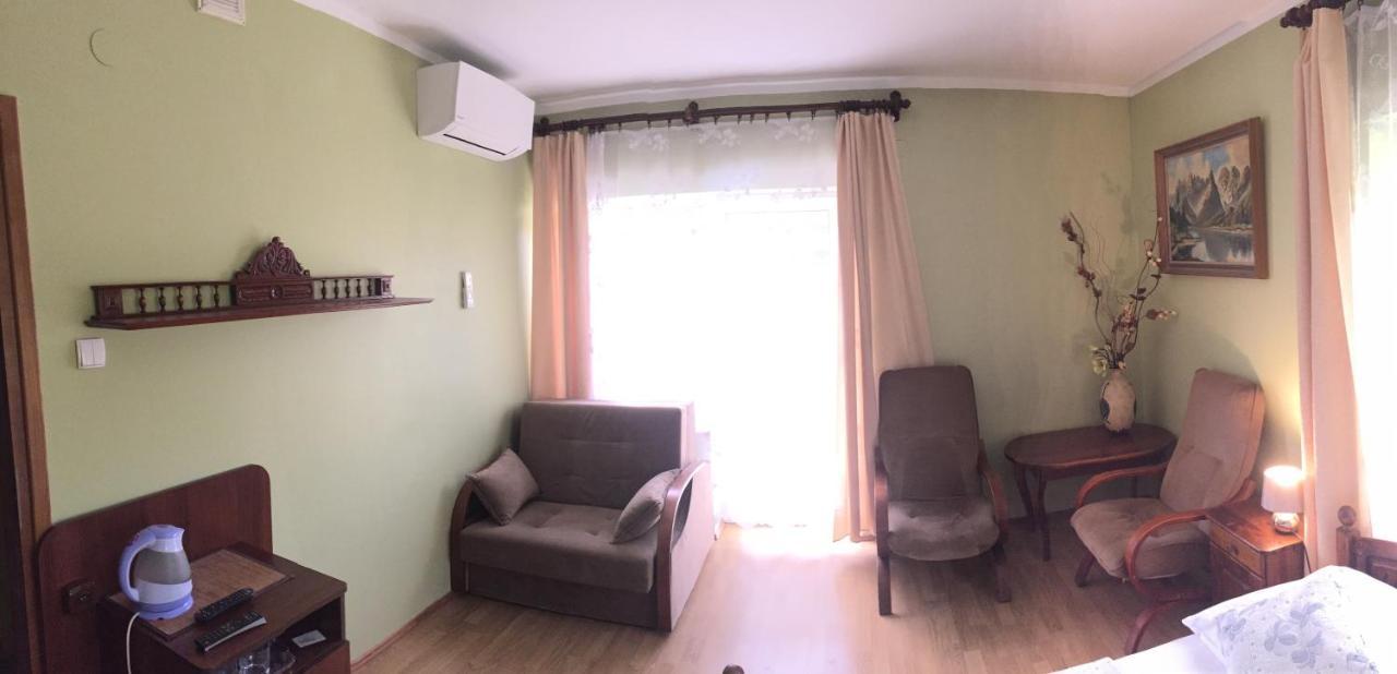 Pensjonat Przy Bloniach Krakow Luaran gambar